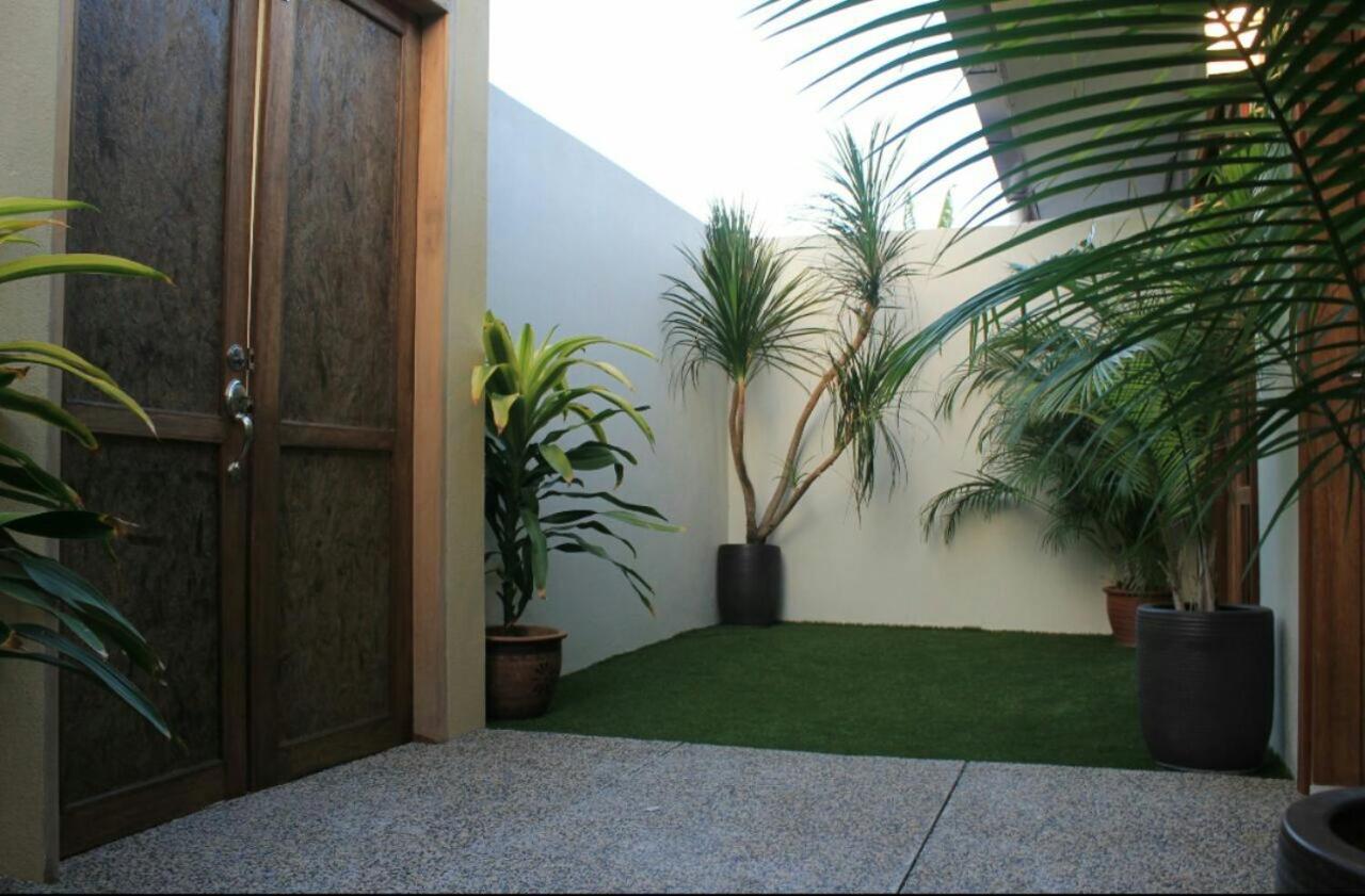 桑迪花园度假村 珍南海滩 外观 照片